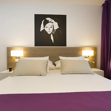 Le Grey, Modern & Luxurious In Centre Apartamento