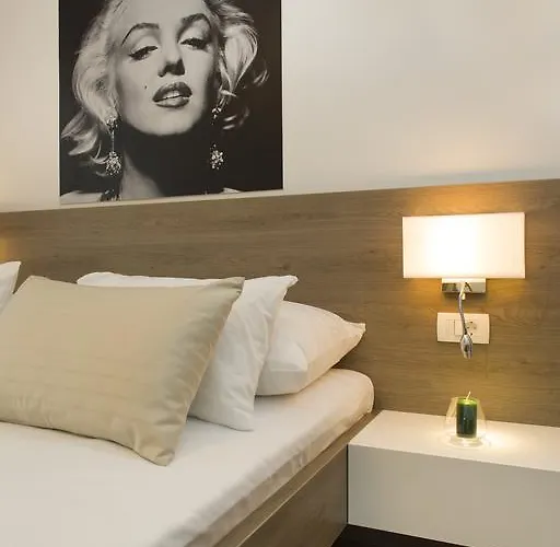 Le Grey, Modern & Luxurious In Centre 스플리트